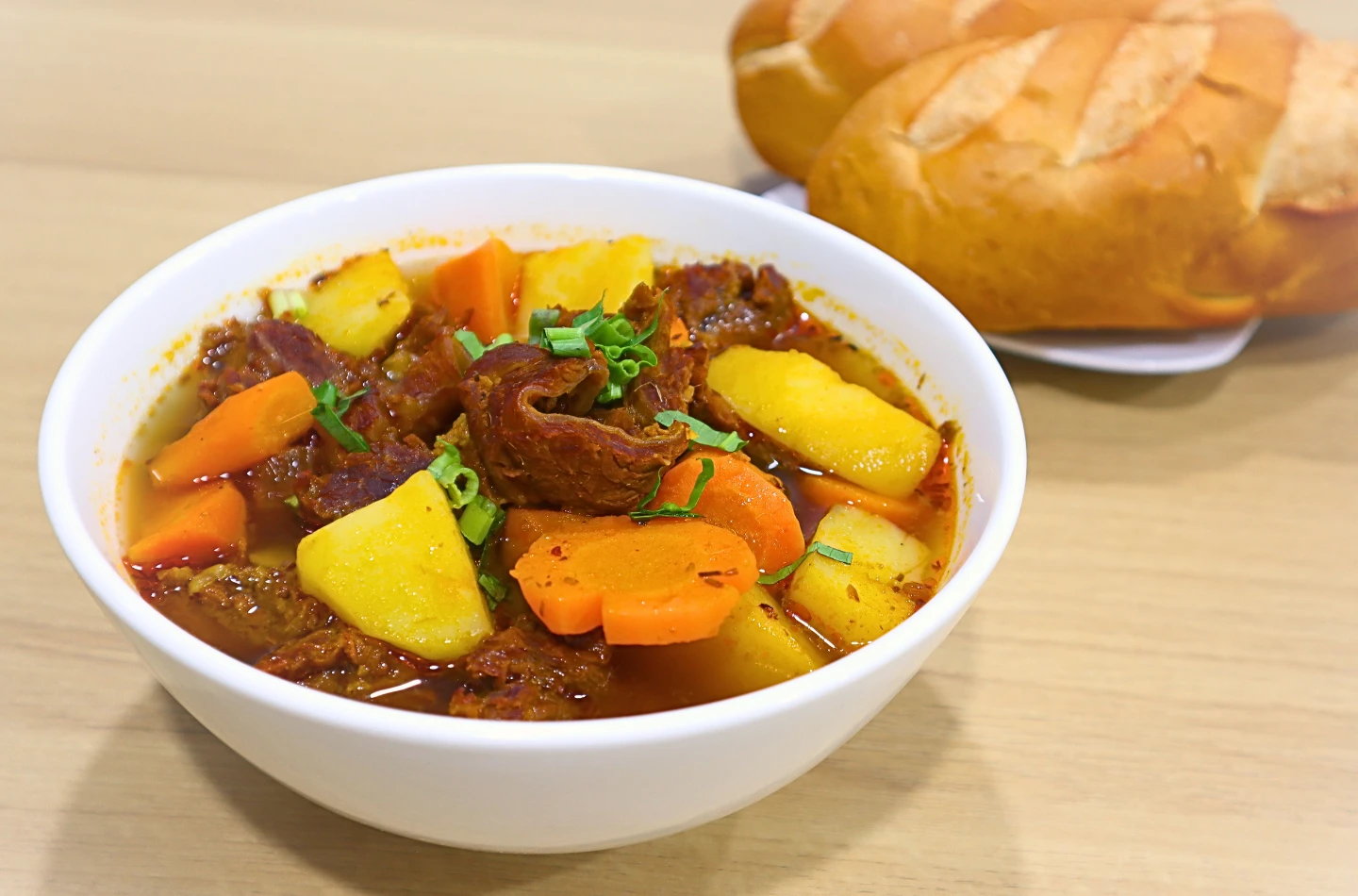 C&aacute;ch nấu B&ograve; Kho chuẩn vị bằng g&oacute;i Xốt Gia Vị Ho&agrave;n Chỉnh